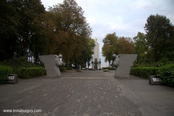 MEMORIAL AL HOLODOMOR, KIEV